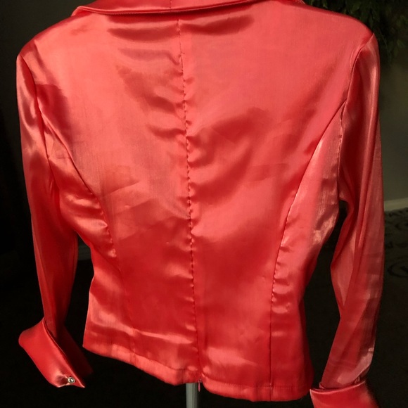 Orange top - Picture 4 of 6